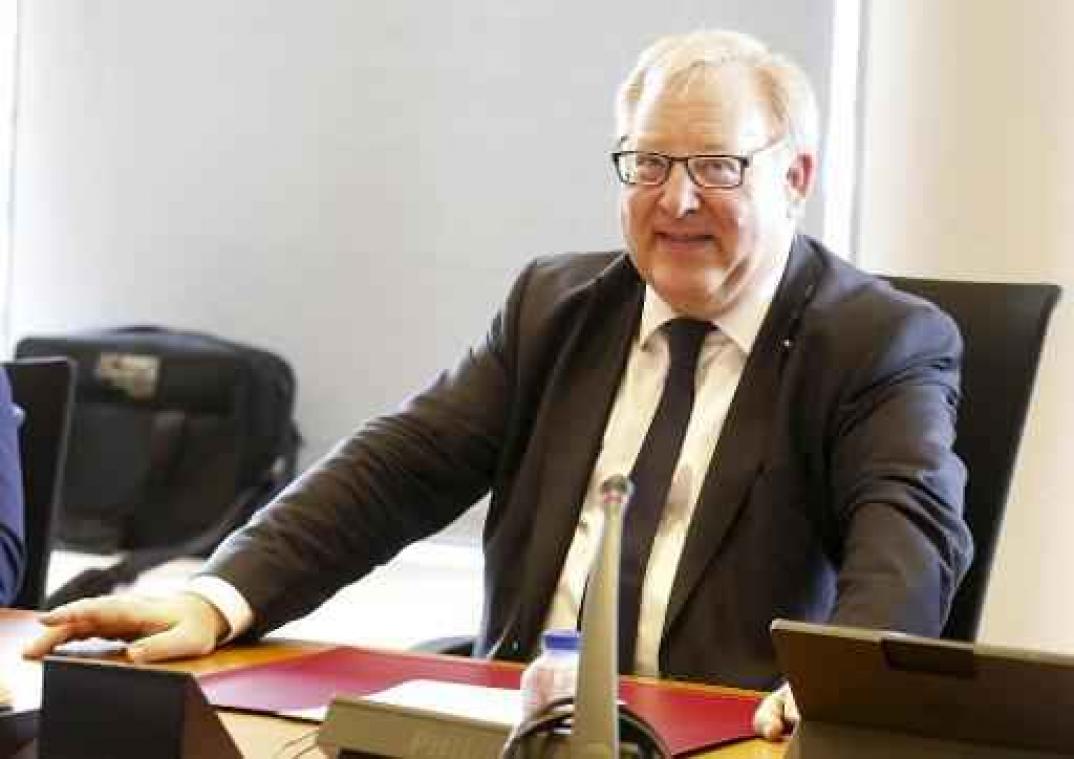 UEFA eert François De Keersmaecker