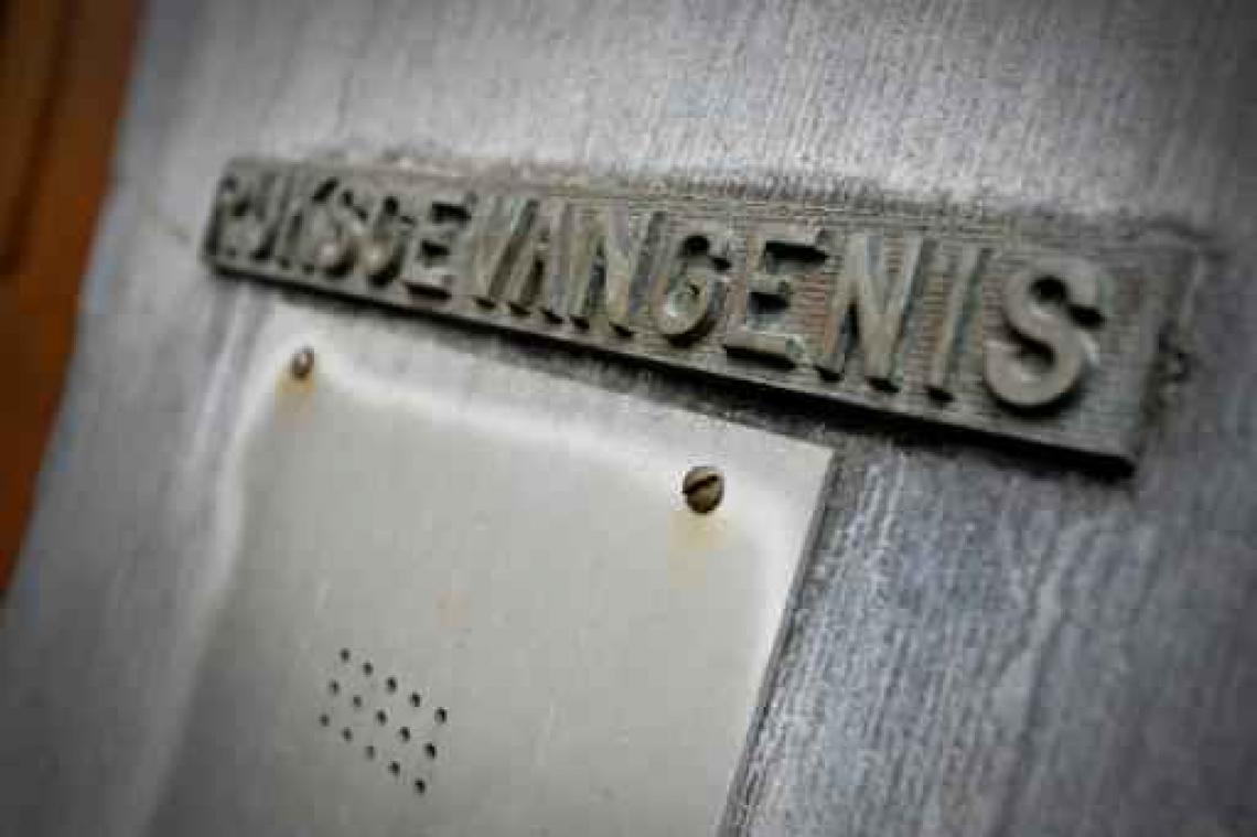 Stakingspercentage van 75 procent in gevangenissen en gesloten centra