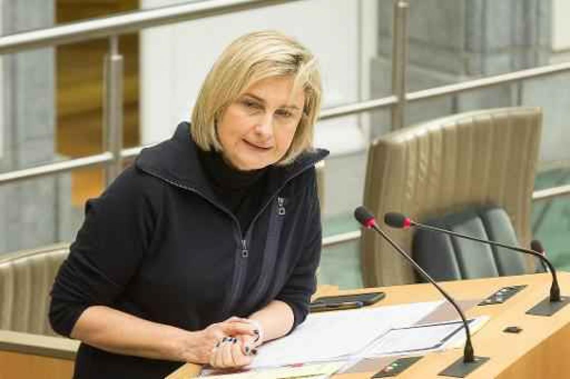 Vierenveertig secundaire scholen stappen in project rond onbetaalde schoolfacturen