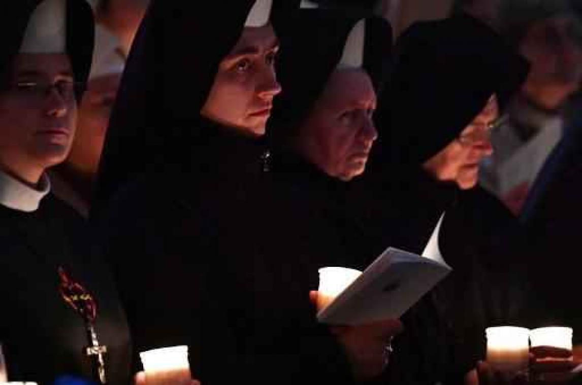 Kardinalen behandelen nonnen als huisslaven