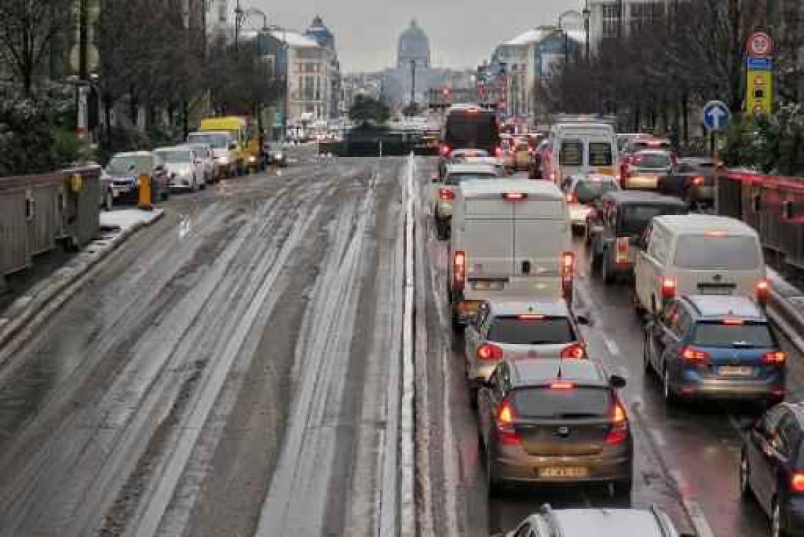 Winterprik - KMI waarschuwt voor gladheid vrijdag (2)
