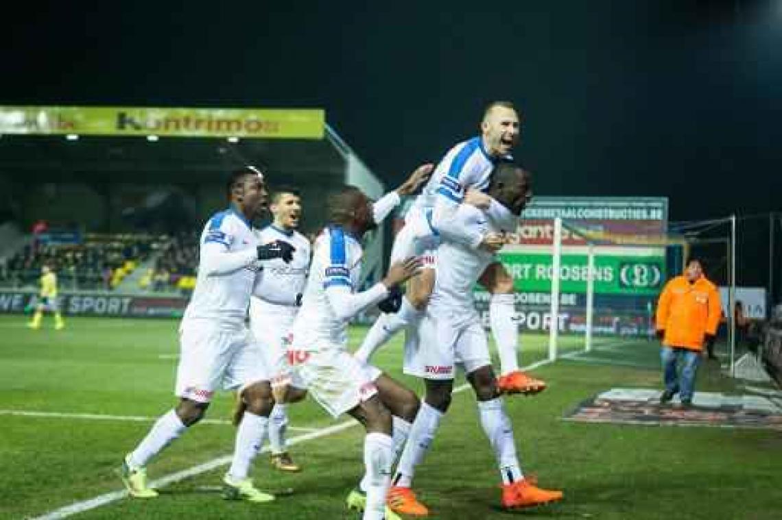 Jupiler Pro League - Genk heel dicht bij POI na zege op Freethiel, Anderlecht klimt naar tweede stek