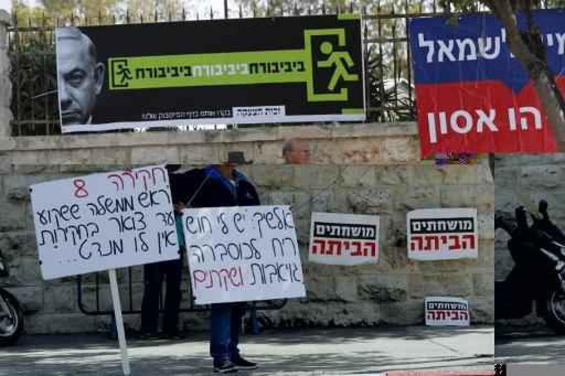 Nog een vertrouweling van Netanyahu wordt kroongetuige in corruptieonderzoek naar hem