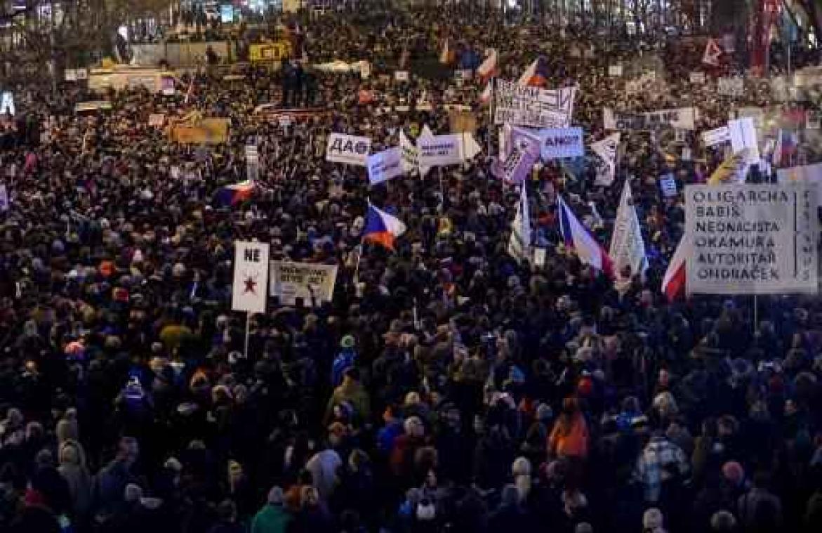 Duizenden Tsjechen protesteren tegen heropleving van de communisten