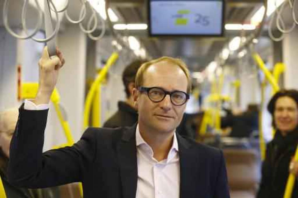 Vertraging voor luchthaventram
