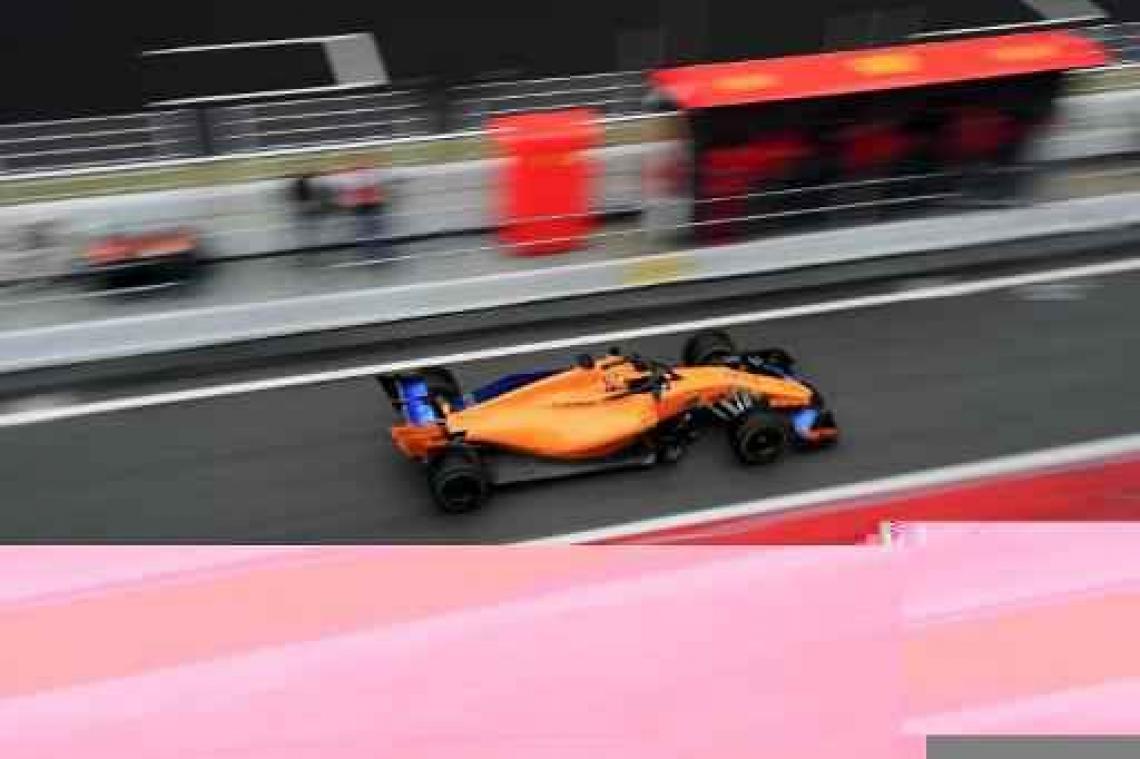 McLaren van Vandoorne valt stil bij start tweede testweek