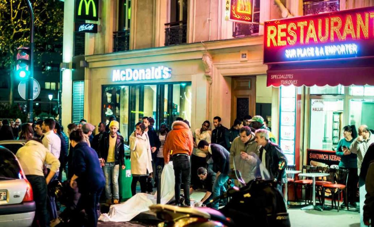 Aanslagen Parijs - Vader en broer van kamikaze opgepakt