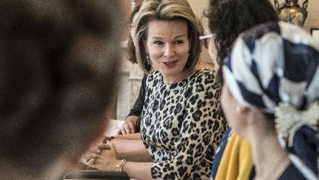 Koningin Mathilde in gesprek met twaalf Oost-Vlaamse topvrouwen