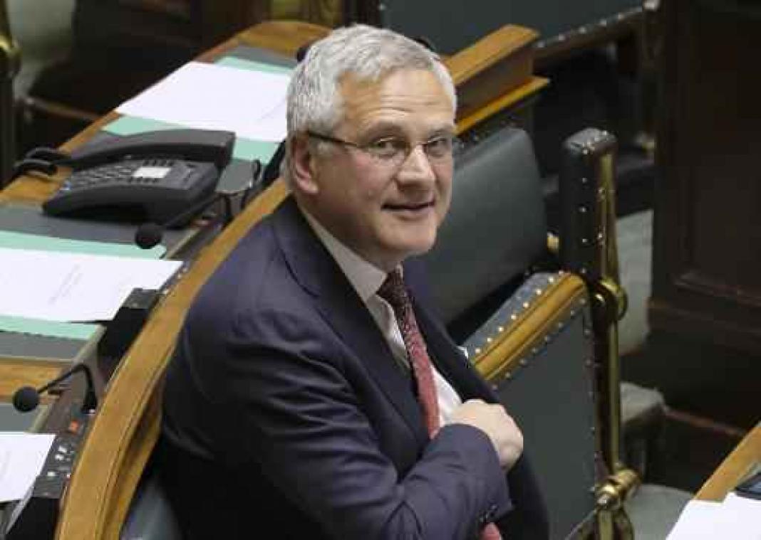 Minister Peeters was niet op de hoogte van Zalando-dossier
