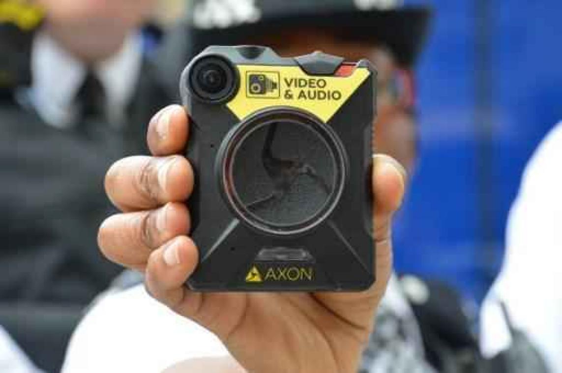 Kamer keurt bodycams voor agenten goed