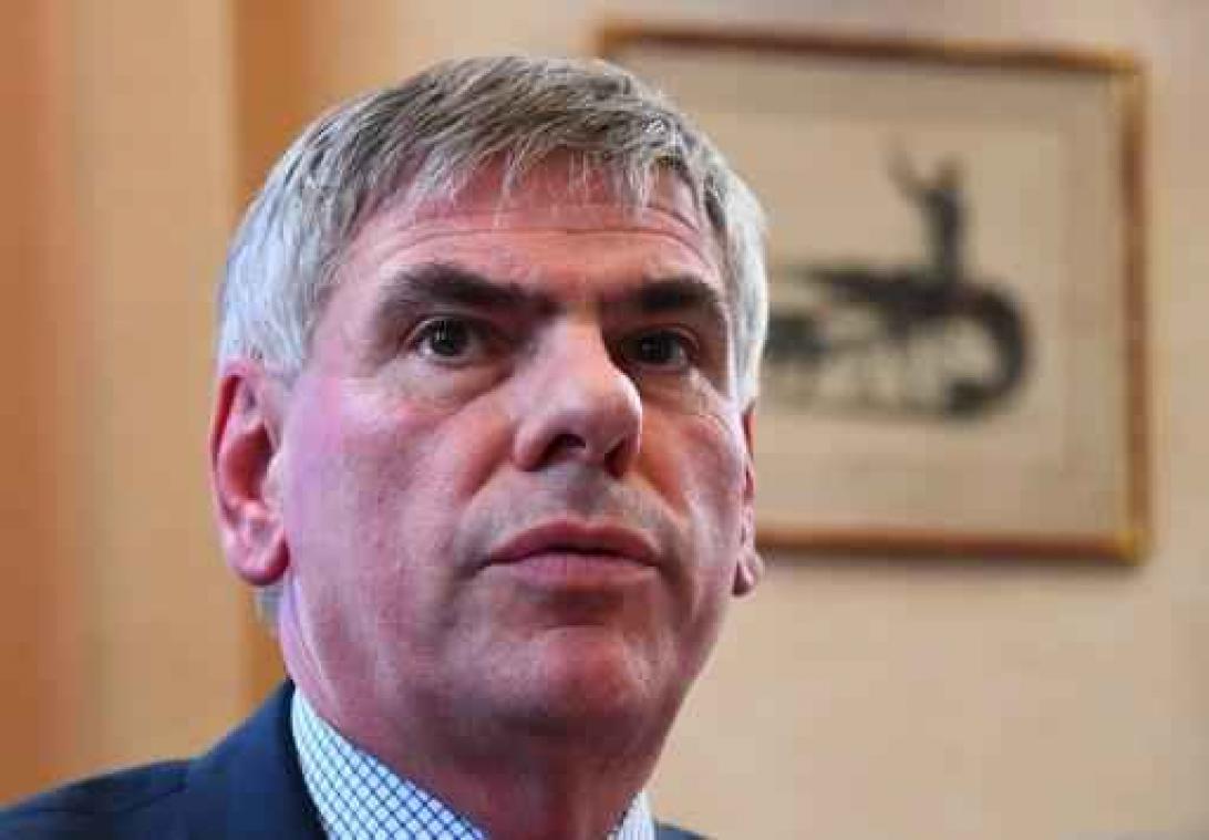 Dewinter en Van dermeersch als senatoren naar prijsuitreiking in China