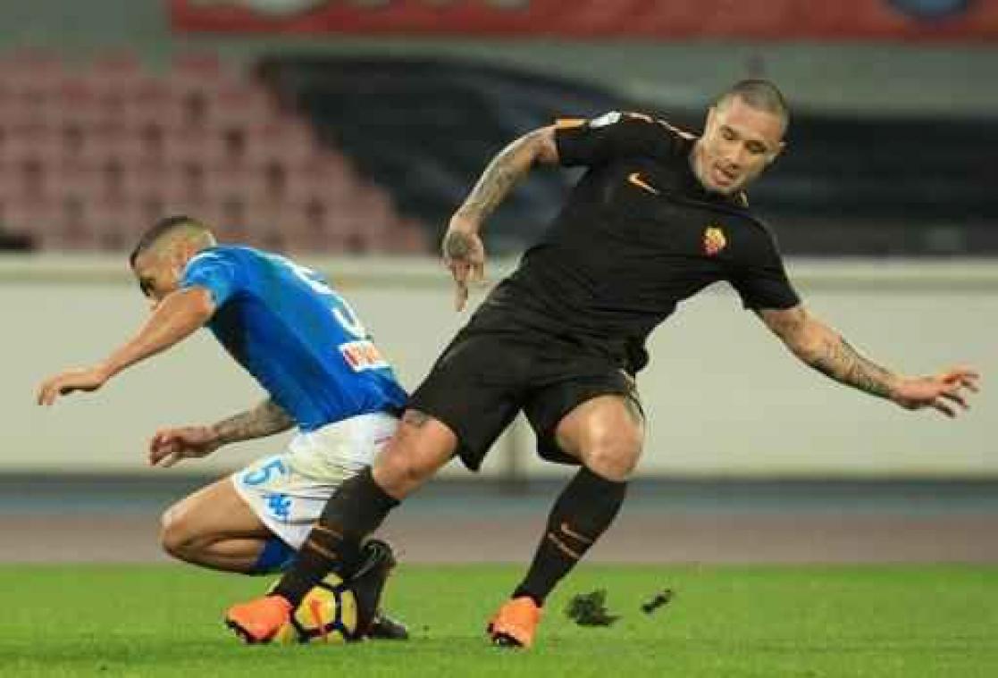 Belgen in het buitenland - Nainggolan helpt AS Roma met twee assists aan zege