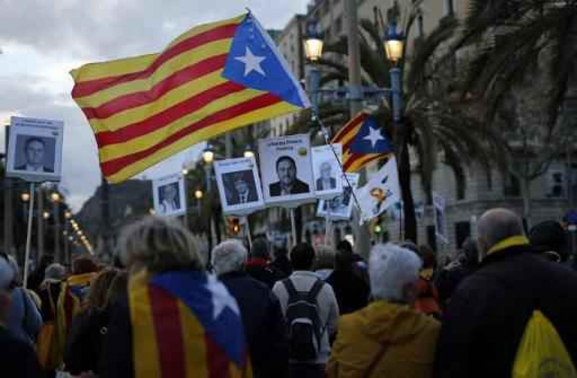 Tienduizenden Catalanen de straat op voor onafhankelijkheid