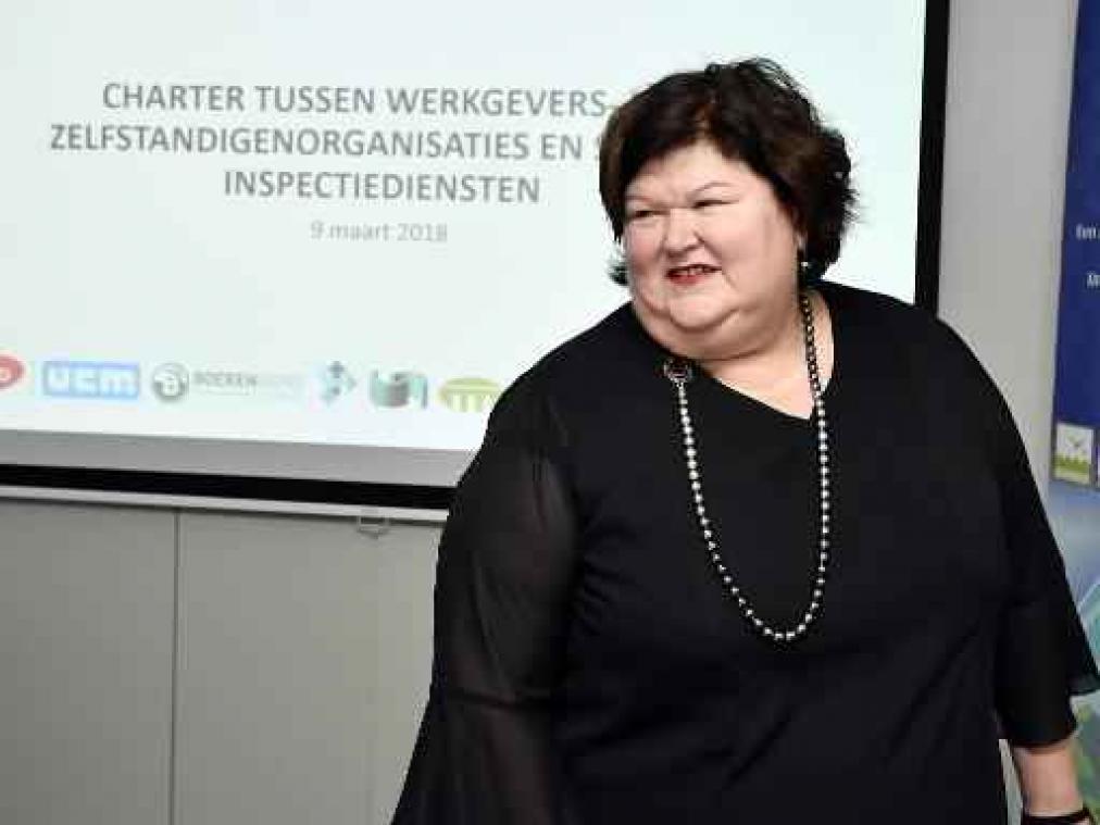 De Block zet verminderde terugbetaling van preventief borstkankeronderzoek "on hold" De Block zet verminderde terugbetaling van preventief borstkankeronderzoek "on hold"
