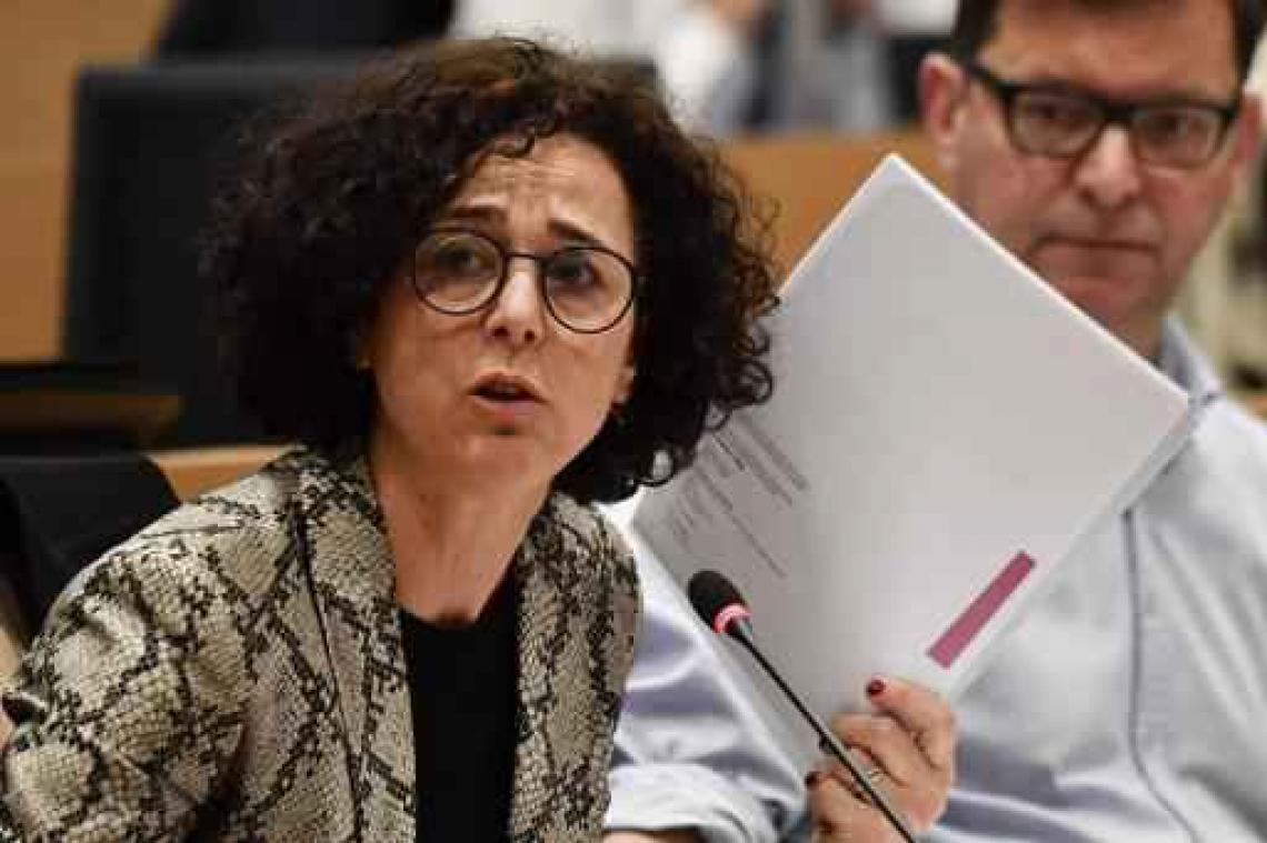 Oppositie zoekt reden voor lange termijn tussen klacht en huiszoeking bij Veviba
