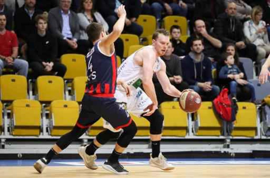 Euromillions Basket League - Aalstar blijft tweede na nipte zege in Luik