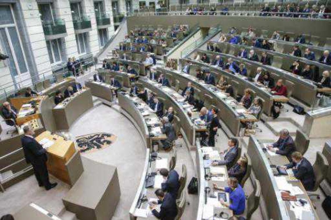 Alle activiteiten in Vlaams parlement afgeschaft