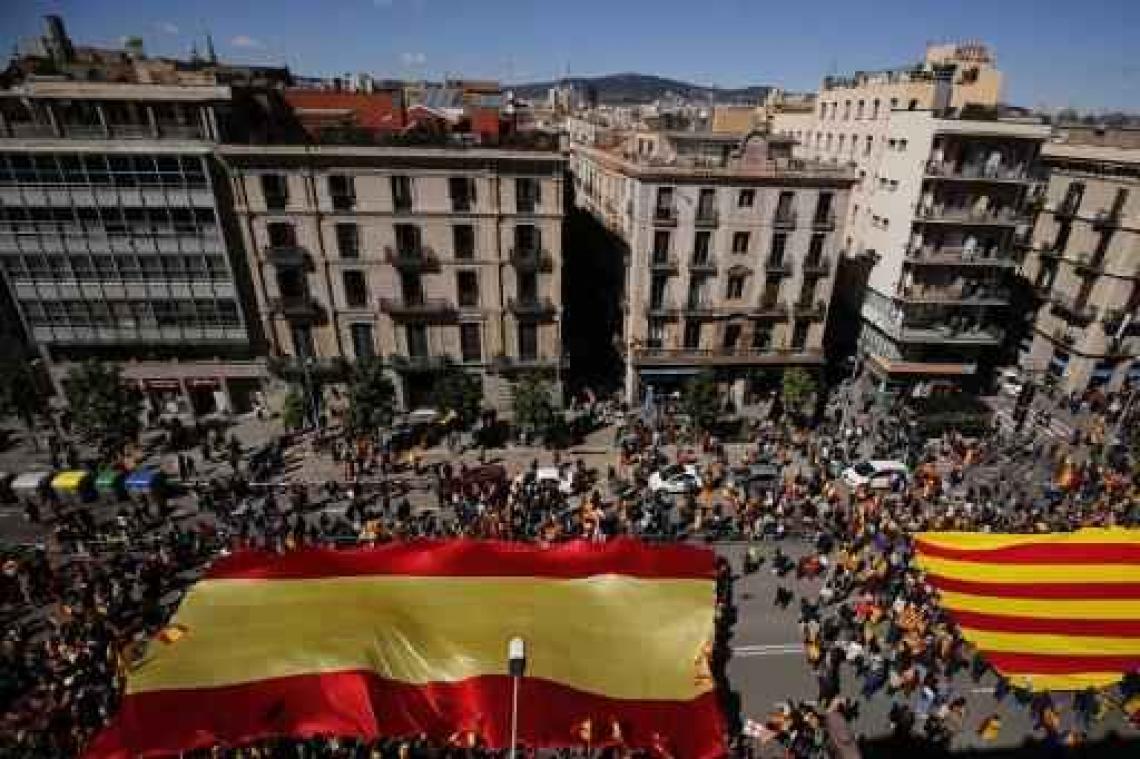 Duizenden betogers tegen onafhankelijkheid in Barcelona