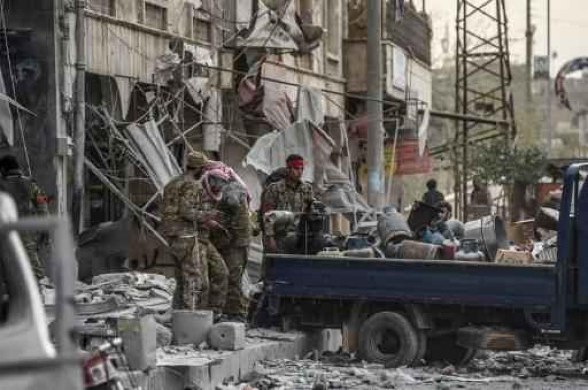 Turkse leger en Syrische bondgenoten slaan aan het plunderen in Afrin