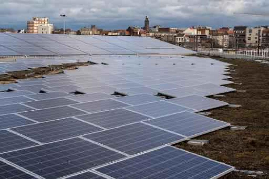 Vlamingen hebben 812 grote daken genomineerd voor zonnepanelen