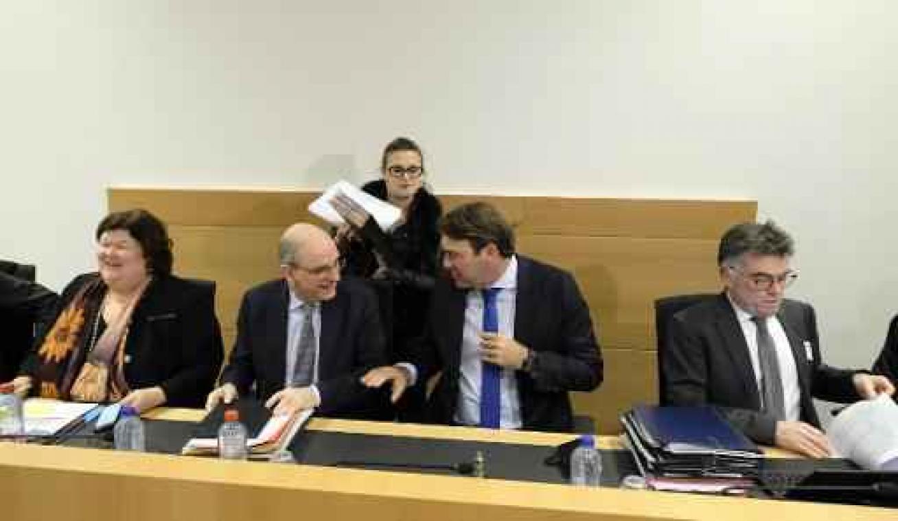 Minister Ducarme legt FAVV bijkomende controles op
