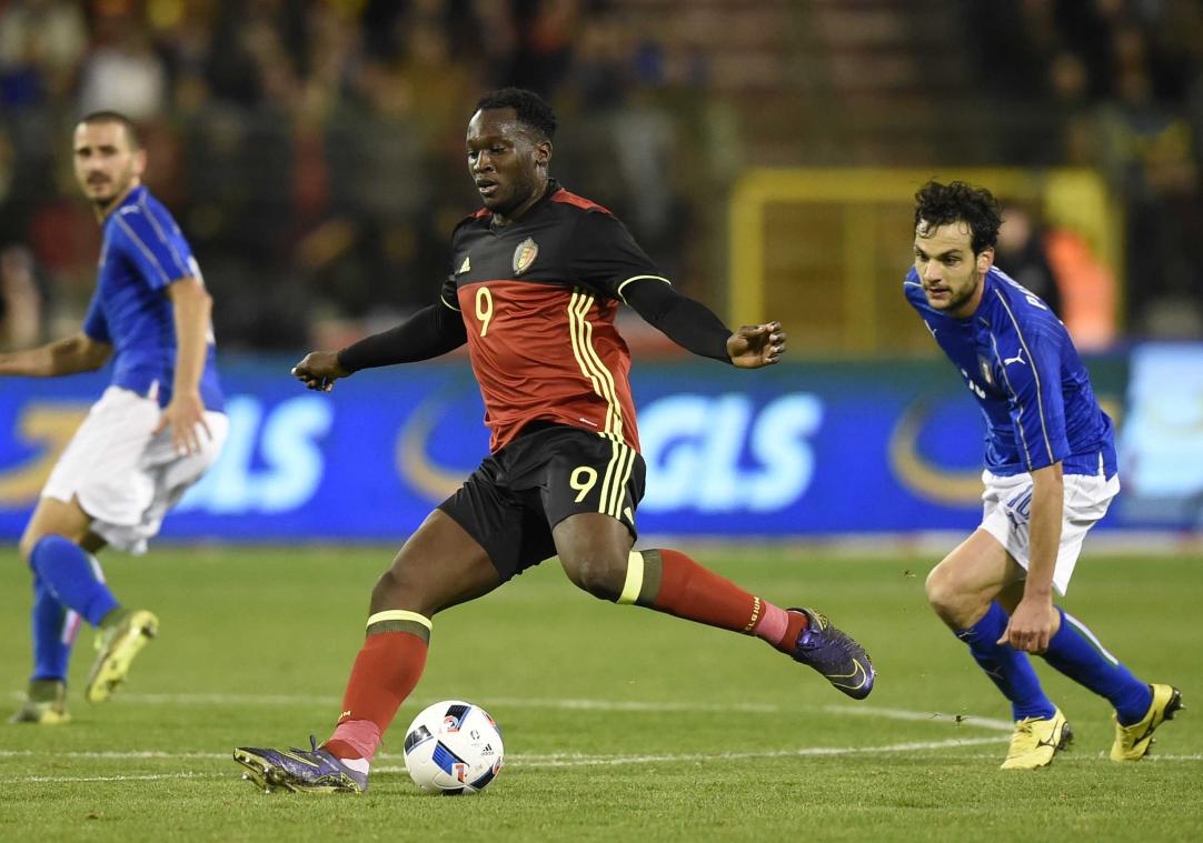 Lukaku wil familie weghalen uit Molenbeek