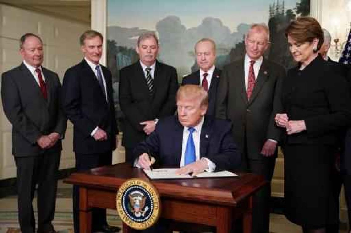 Trump ondertekent financieringswet ondanks eerdere dreigen met veto