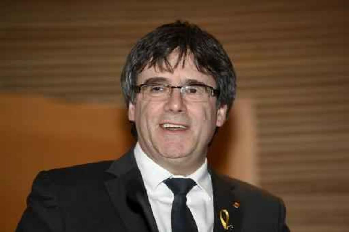"Carles Puigdemont heeft Finland verlaten en is al terug in België"