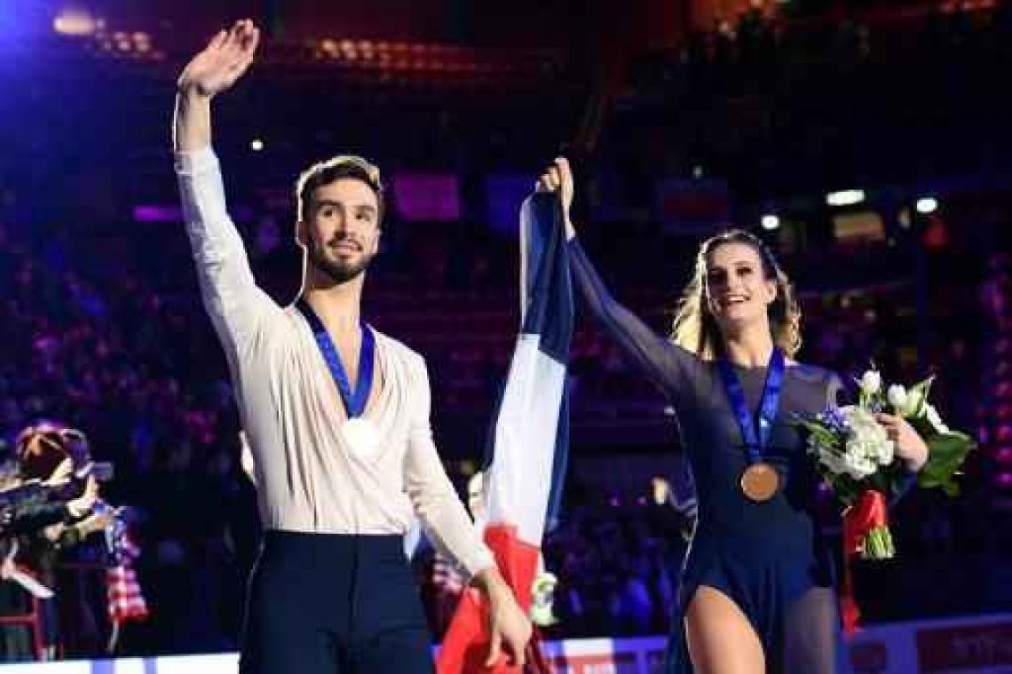 WK kunstschaatsen - Frans duo Papadakis en Cizeron verovert derde wereldtitel met drie wereldrecords