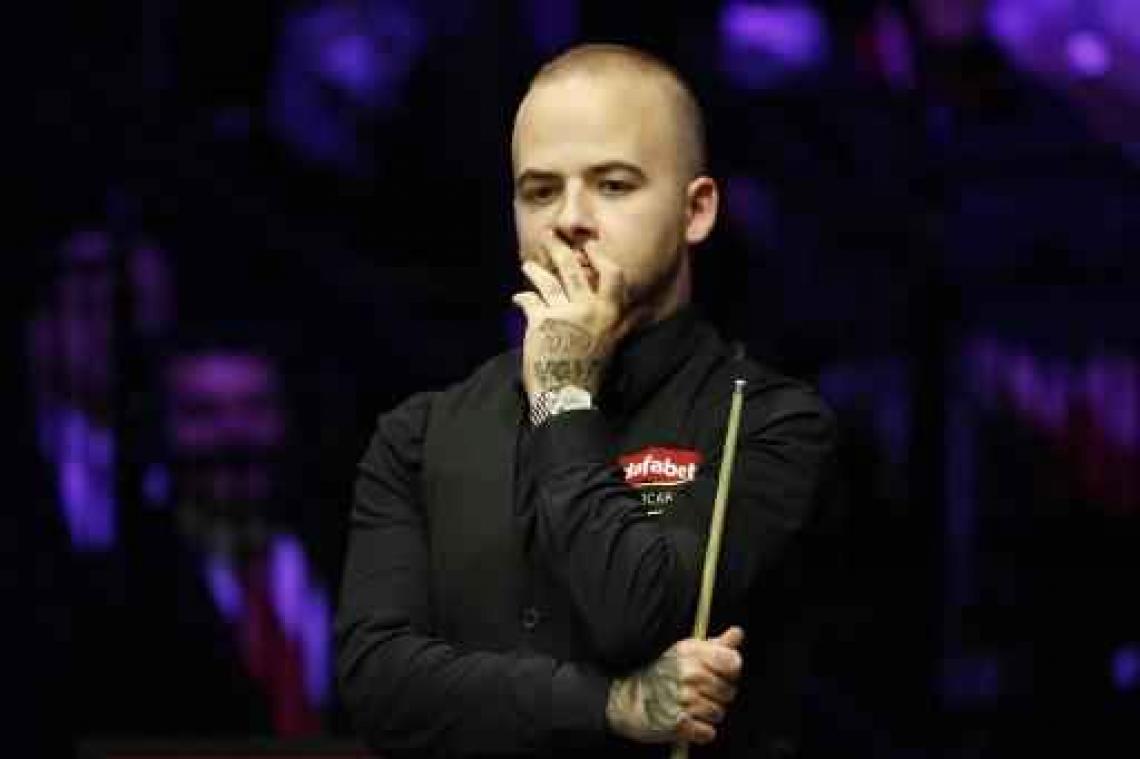 Luca Brecel lukt 147 maximum break in Champions League snooker