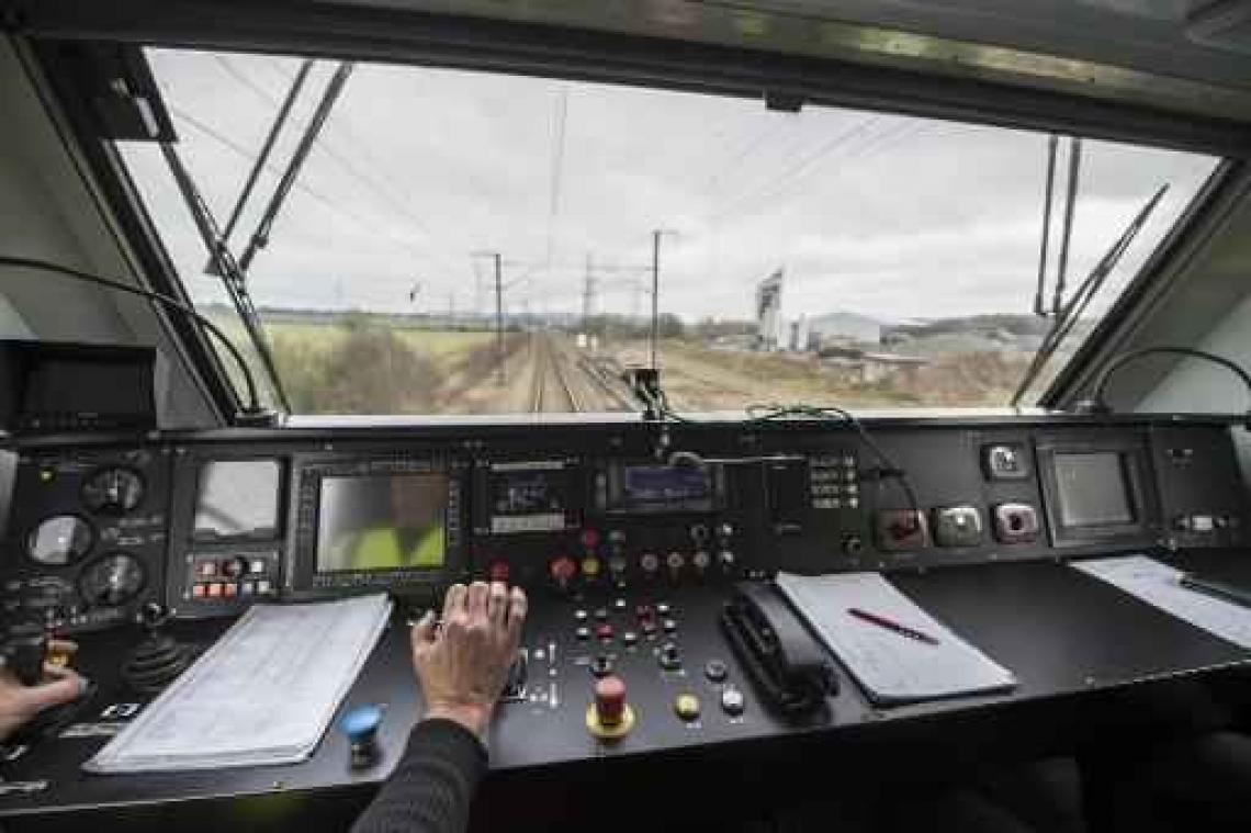 NMBS werft tegen eind 2018 nog 1.200 werknemers aan