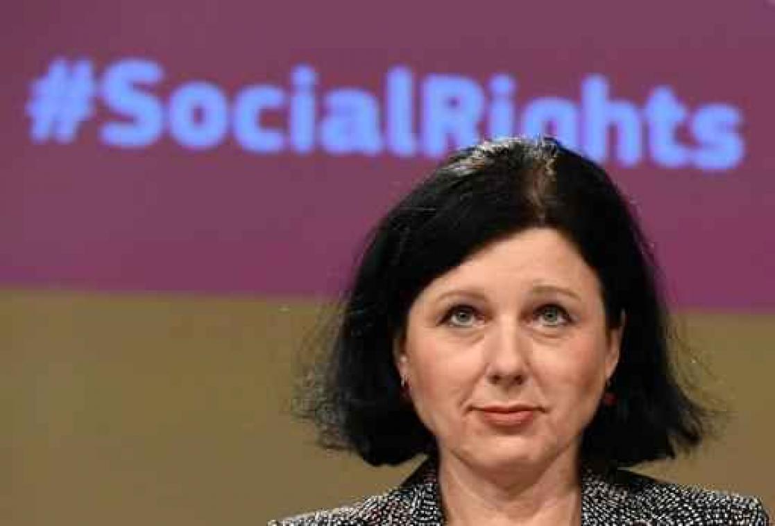 EU "ontgoocheld" over reactie van Facebook op privacyschandaal
