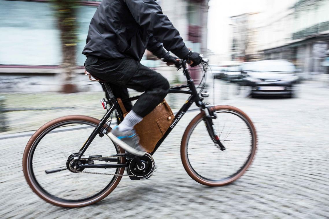 Steeds meer jongeren rijden met een elektrische fiets