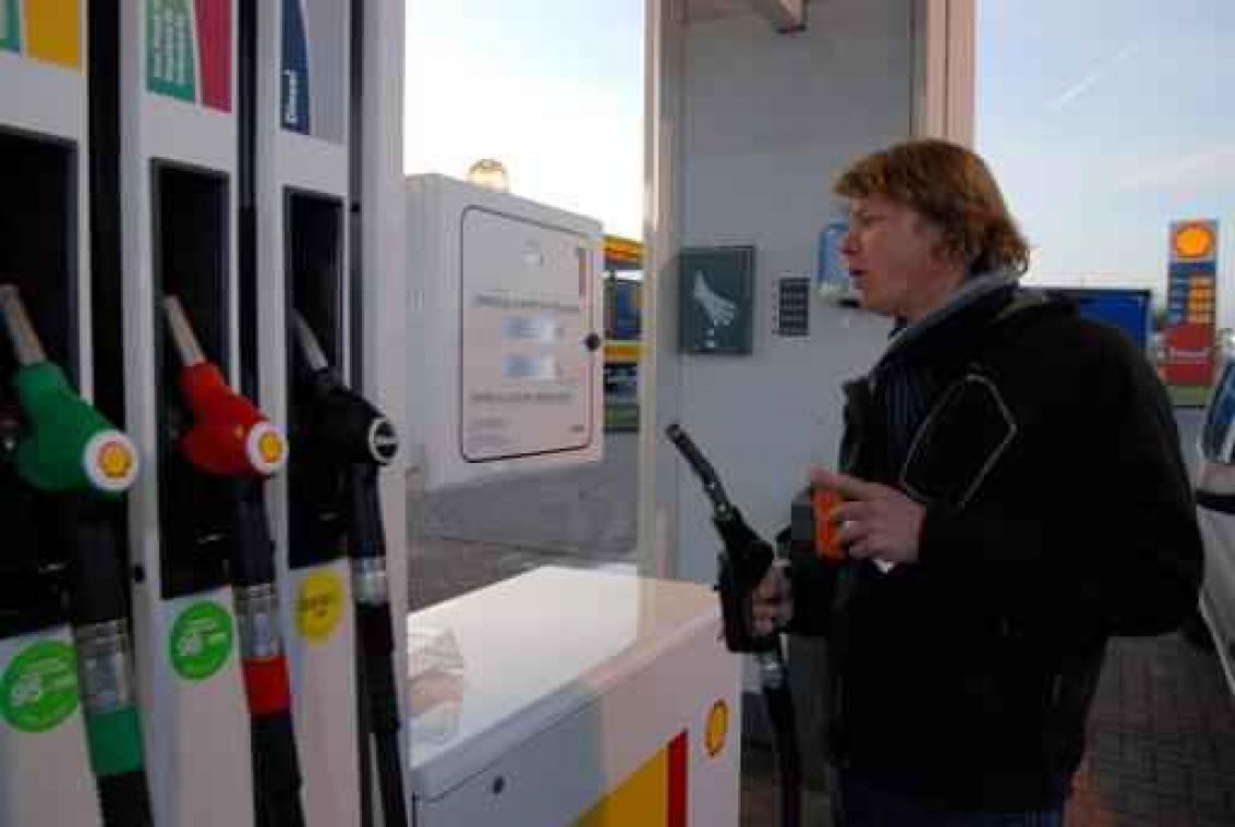 Benzine weer duurder dan diesel