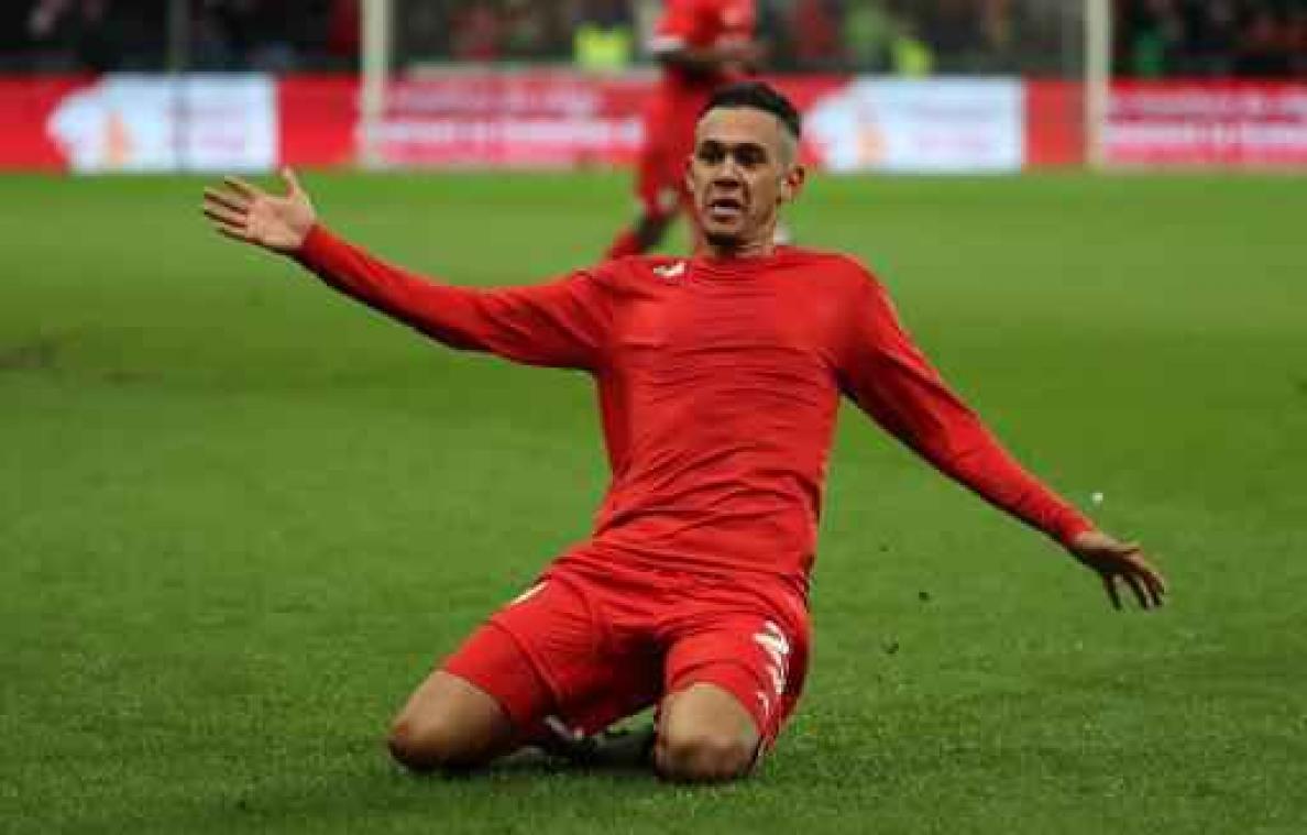 Jupiler Pro League - Standard kraakt in de slotfase Henegouwse afweergordel