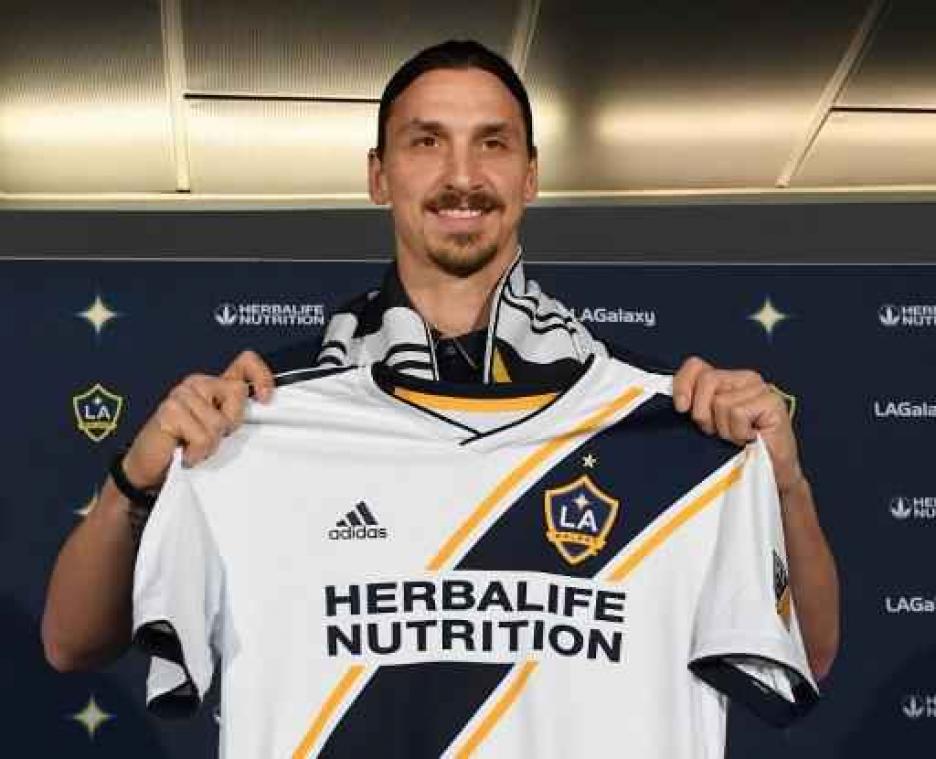 MLS - Zlatan bij voorstelling in LA: "Als ik wil, ga ik naar het WK"