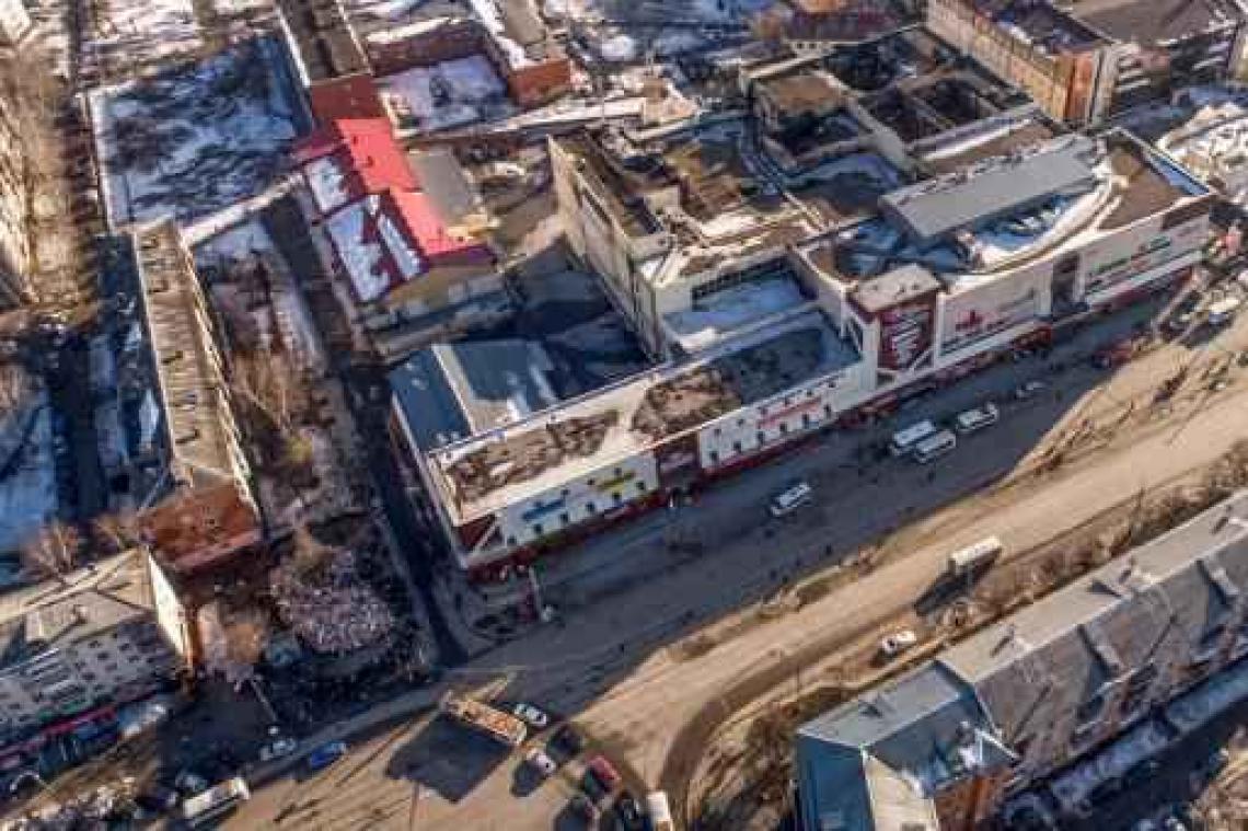 Brand Siberisch winkelcentrum - Gouverneur neemt ontslag na dodelijke brand in Siberisch winkelcentrum