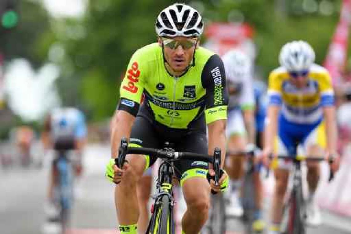 Bloemen voor Justin Jules in Frankrijk