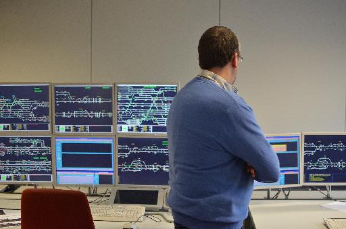 Werknemers NMBS en Infrabel leren elkaars job beter kennen tijdens uitwisseling