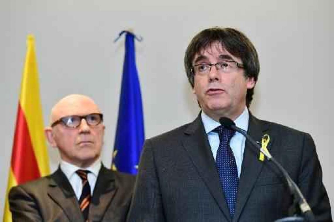 Puigdemont blijft na vrijlating onder voorwaarden in Duitsland