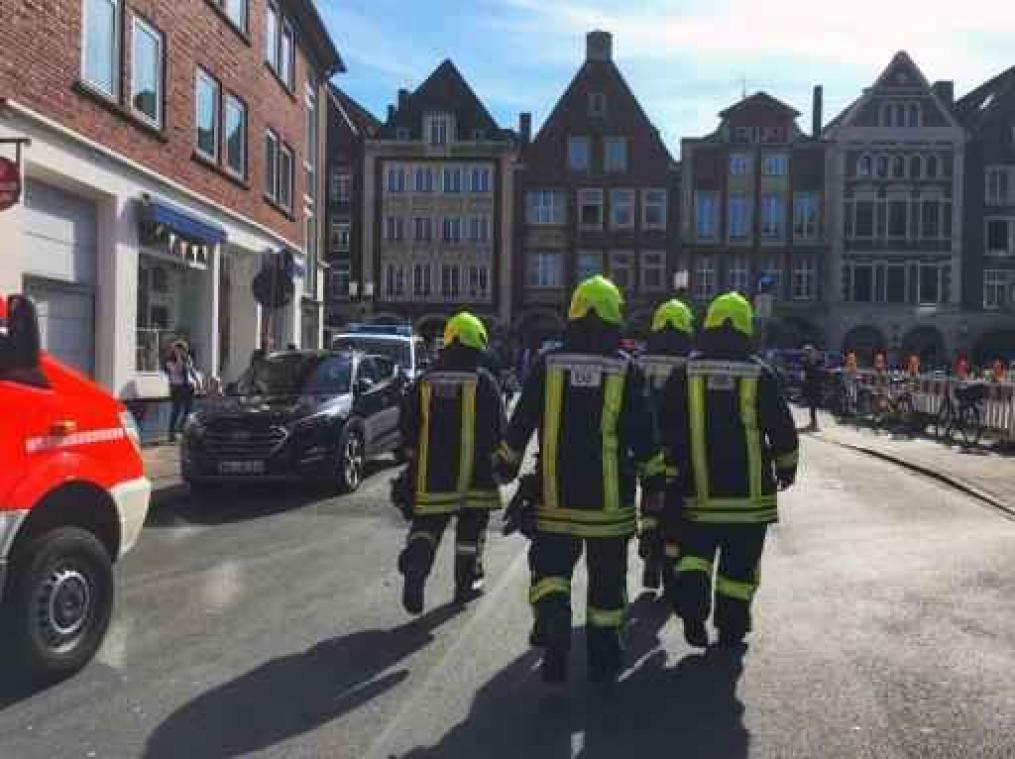 Vier mensen, onder wie de dader, komen om bij aanslag in Münster