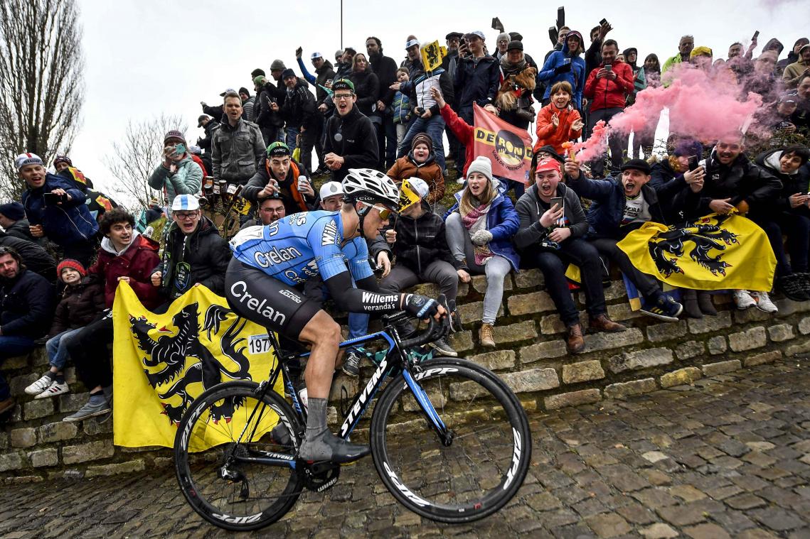 Belgische wielrenner overlijdt na hartaanval tijdens Parijs-Roubaix