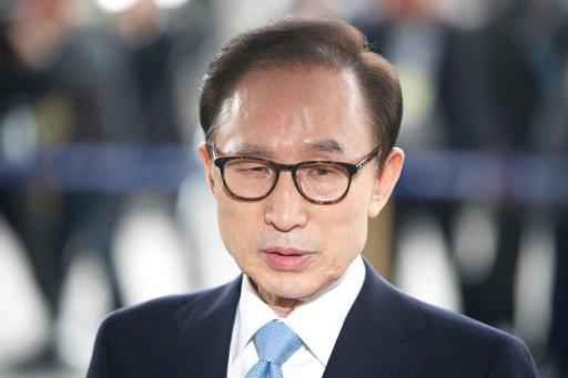 Zuid-Koreaanse oud-president officieel beschuldigd van corruptie