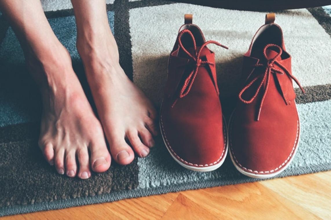 POLL. Doe jij thuis je schoenen uit?