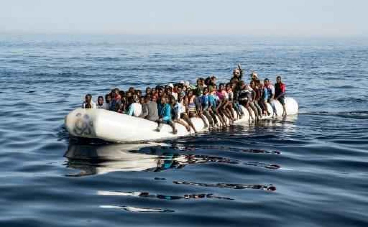Mensensmokkelaars gearresteerd voor "shuttledienst" tussen Tunesië en Italië