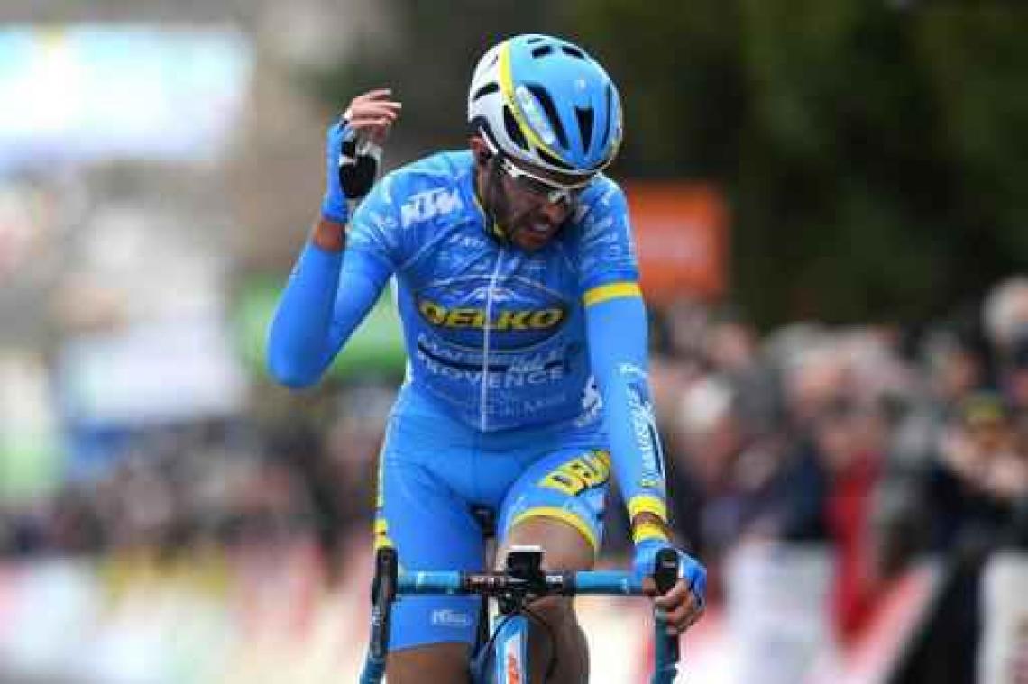 Franse renner Rémy Di Grégorio loopt tegen dopinglamp