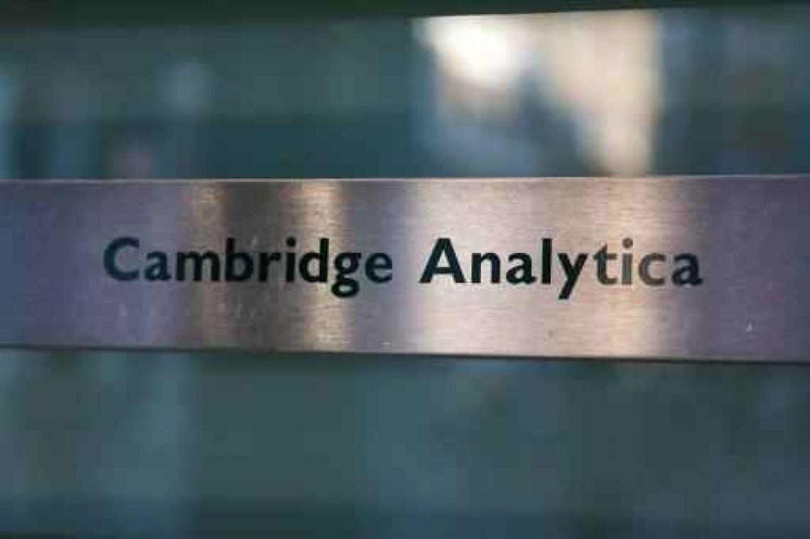 Waarnemend CEO Cambridge Analytica zet stap opzij