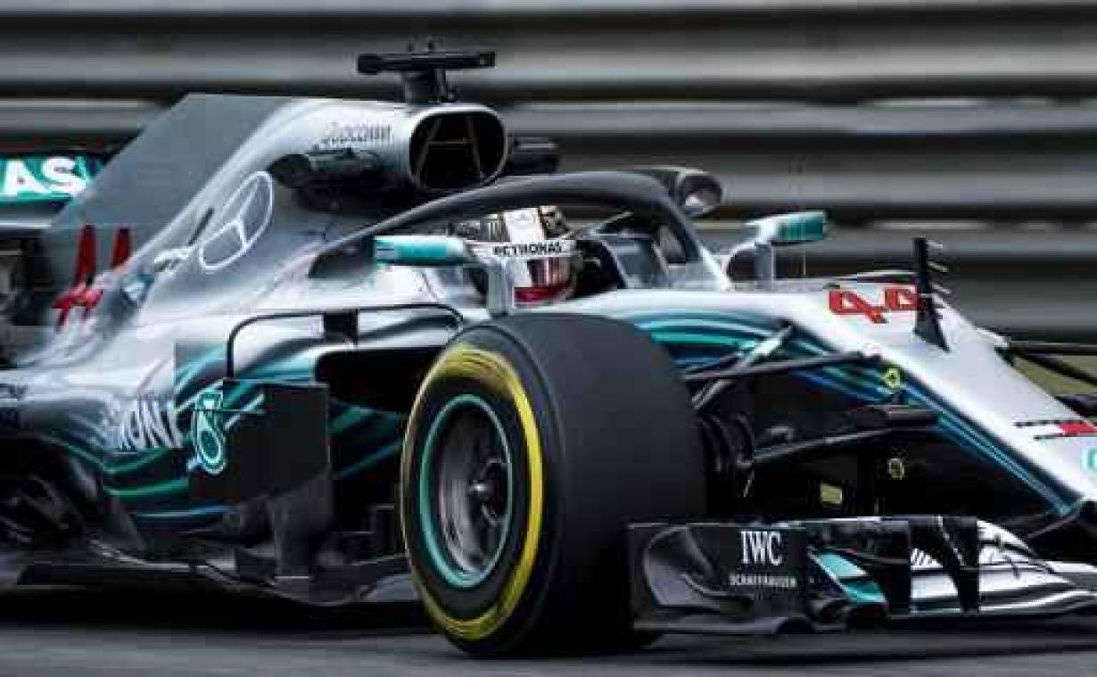 GP China: Hamilton is de snelste in eerste vrije oefenritten, Vandoorne pas 18e