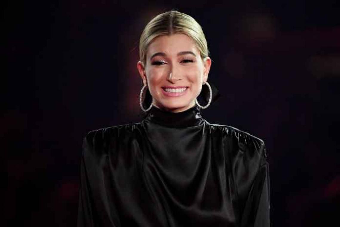 Hailey Baldwin heeft 19 tatoeages: "Bijna geen plek meer"