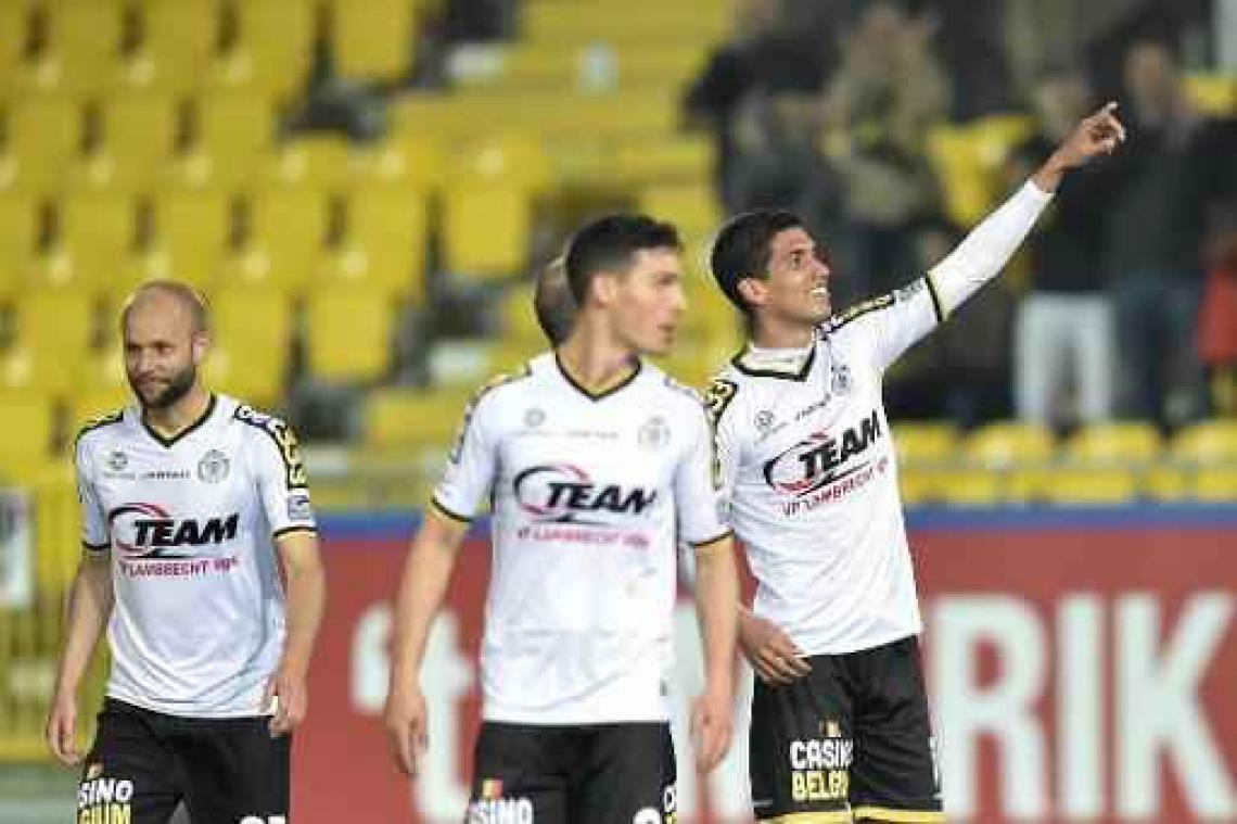 Jupiler Pro League - Lokeren verstevigt leidersplaats met 3-0 zege tegen Eupen
